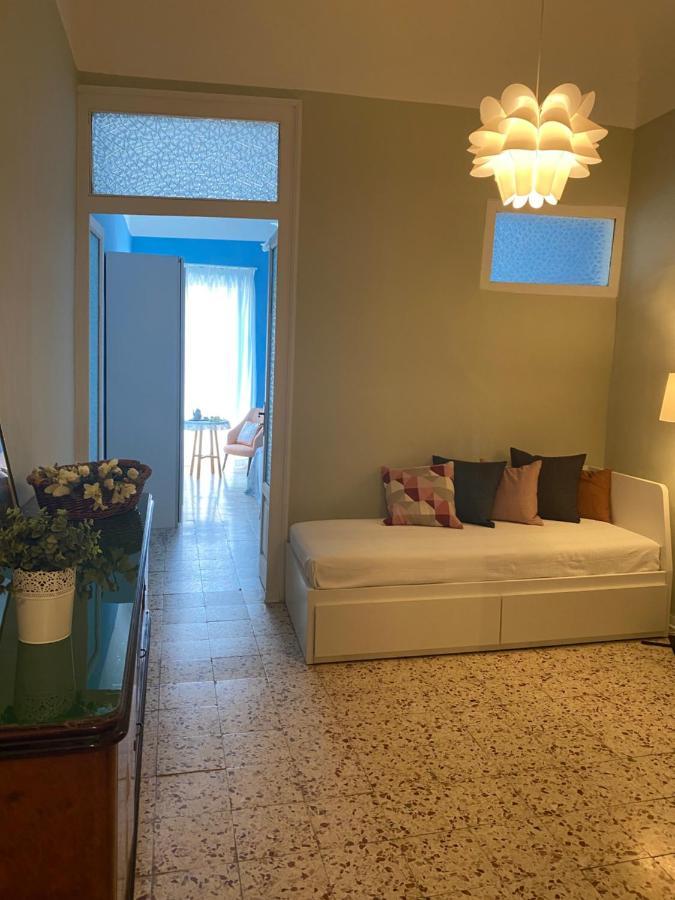 A Casa Di Nonna Mela Apartment ปอร์โต เอมเปโดเกล ภายนอก รูปภาพ