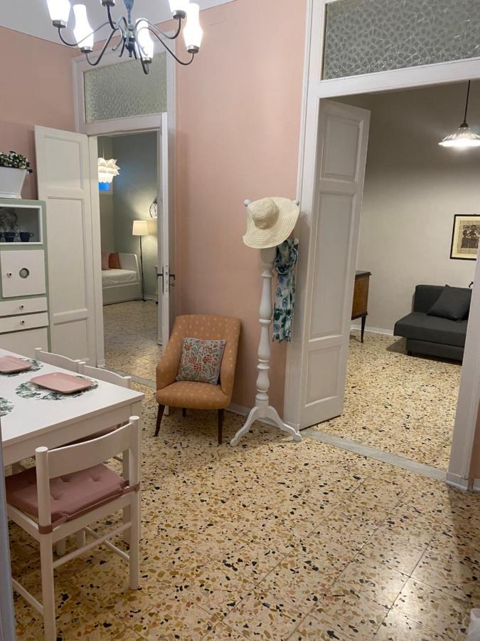 A Casa Di Nonna Mela Apartment ปอร์โต เอมเปโดเกล ภายนอก รูปภาพ
