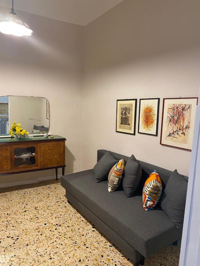 A Casa Di Nonna Mela Apartment ปอร์โต เอมเปโดเกล ภายนอก รูปภาพ